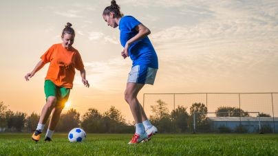 girls-football